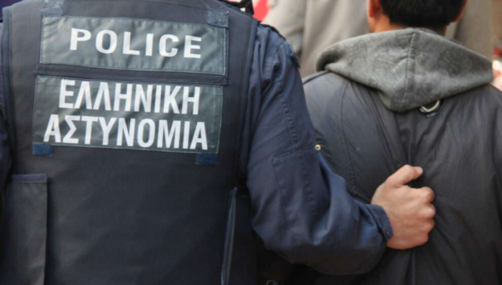 Συλλήψεις τσιγγάνων για κλοπές και χασίς