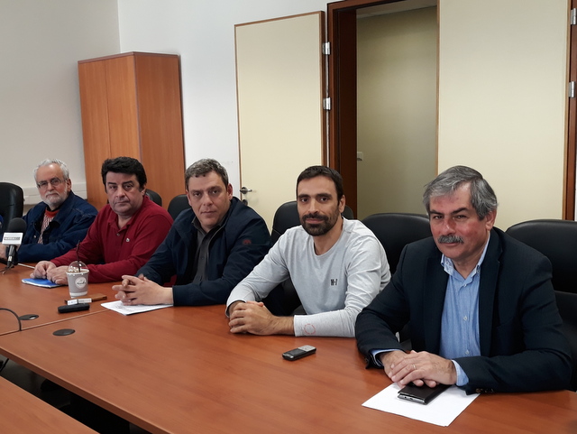 Συγκέντρωση διαμαρτυρίας στη ΔΕΗ από την Επιτροπή Αλληλεγγύης και Αγώνα Μεσσηνίας