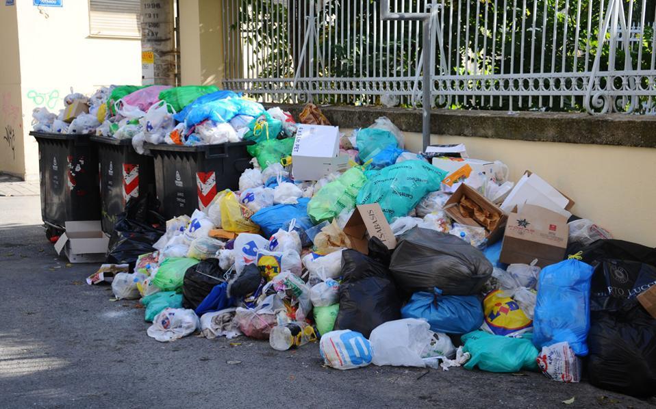 Ετοιμάζεται το χρονοδιάγραμμα υπογραφής των συμβάσεων για το ΣΔΙΤ σκουπιδιών