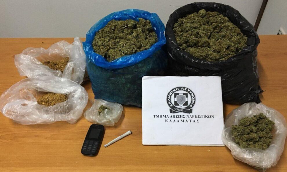 Συνελήφθη 40χρονος σε κοινότητα της Μεσσήνης με 2 κιλά κάνναβης και λαθραίο καπνό