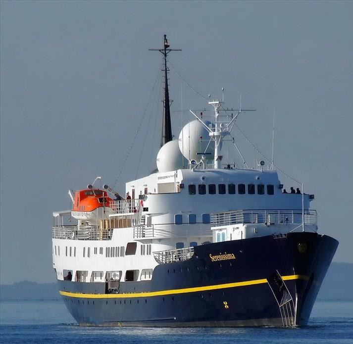 Το κρουαζιερόπλοιο “Serenissima” στην Καλαμάτα