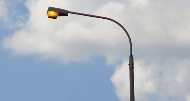 Ζητούν ενίσχυση δημοτικού φωτισμού στην Ψαρών