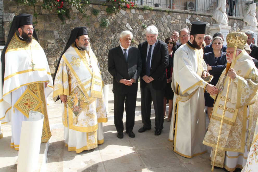 Πολυαρχιερατικό Μνημόσυνο Μητροπολίτη Γαλλίας Μελετίου Καραμπίνη παρουσία του Προέδρου της Δημοκρατίας