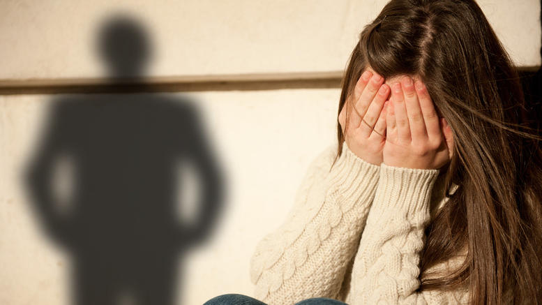 Συνελήφθη 50χρονος για κατάχρηση ανηλίκων σε ασέλγεια  σε βάρος της κόρης του και της κόρης της συζύγου του