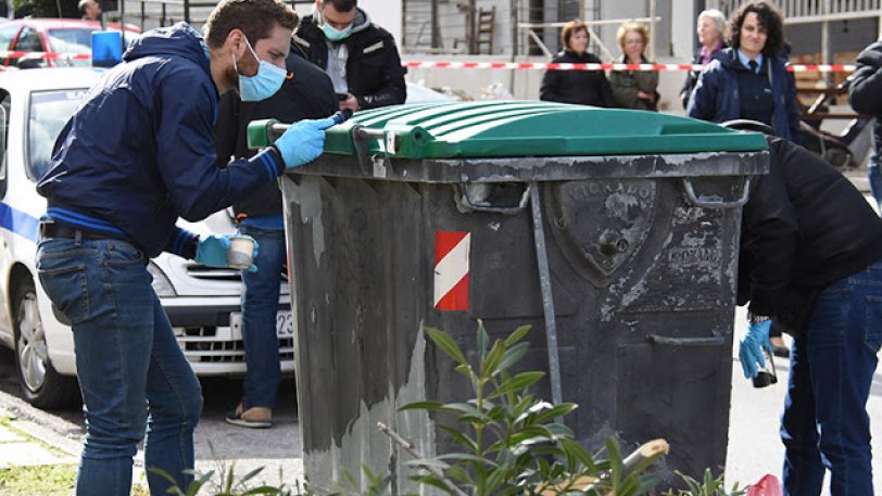 Συνέλαβαν μάνα και κόρη για το νεκρό βρέφος που είχε βρεθεί στα σκουπίδια στην Πετρούπολη