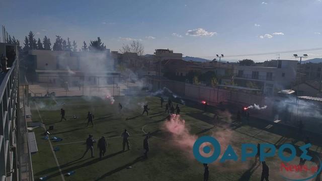 Πετροπόλεμος, δακρυγόνα και τραυματίες μετά το τέλος του αγώνα στον Ασπρόπυργο (φωτογραφίες & βίντεο)