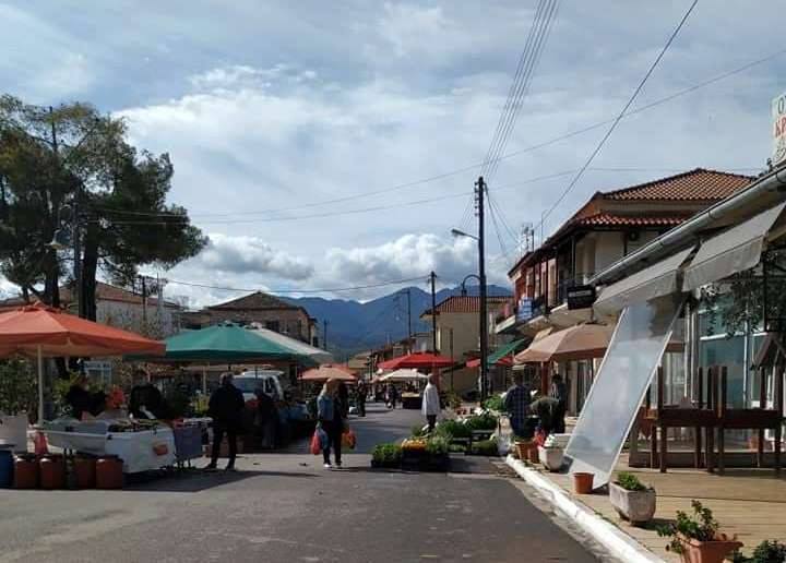 Ισχνή κίνηση στο Παζάρι Κοπανακίου σήμερα, πρόστιμα σε πολίτες για άσκοπη μετακίνηση