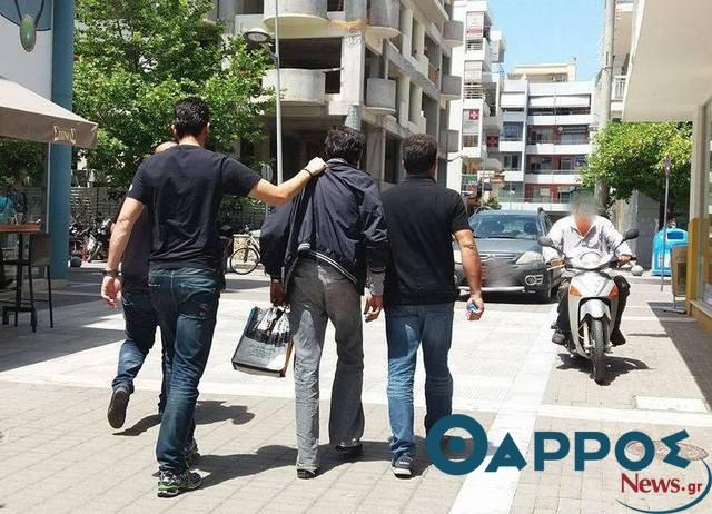 Καταδίωξη με συλλήψεις στο κέντρο της Καλαμάτας (φωτογραφίες)