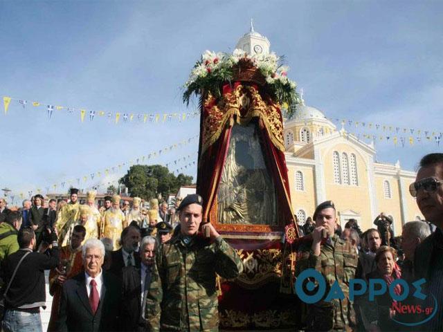 Με λαμπρότητα και κατάνυξη η Καλαμάτα γιόρτασε την πολιούχο Παναγία Υπαπαντή (φωτογραφίες & βίντεο)