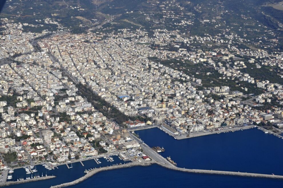 Προωθούνται αλλαγές  στους δημόσιους χώρους της Καλαμάτας