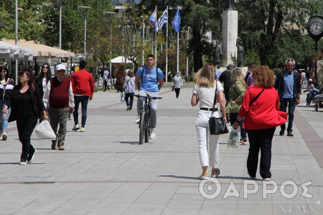 Χωρίς προβλήματα και με τήρηση των μέτρων άνοιξαν τα καταστήματα της Καλαμάτας