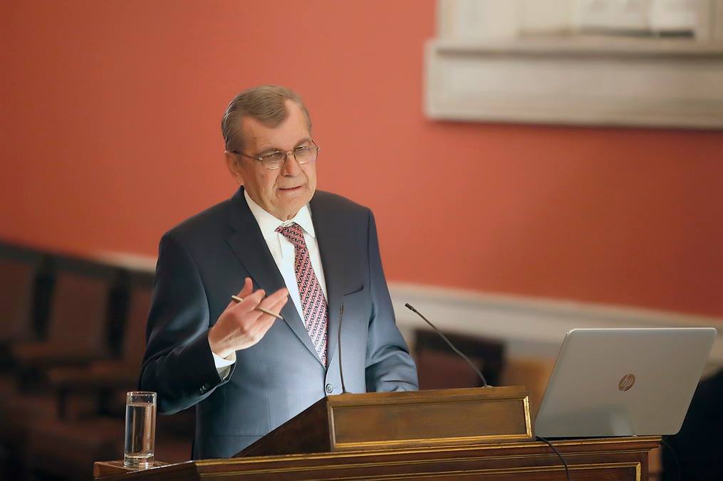 Κορωνοϊός: Πέθανε ο πρώην Υπουργός Υγείας Δημήτρης Κρεμαστινός