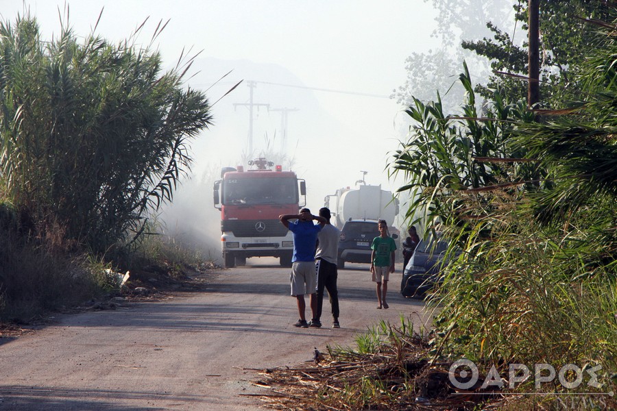 Καλαμάτα: Σε ύφεση η φωτιά στο Ασπρόχωμα (φωτογραφίες)