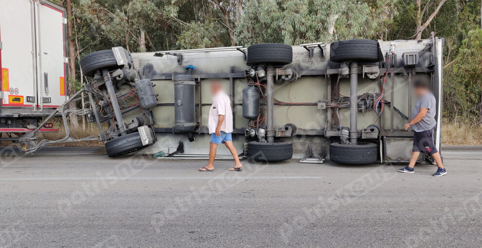 Πύργου -Πατρών: Εκτροπή νταλίκας στο Λάππα