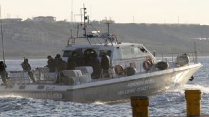 Συνεχίζονται οι έρευνες για σκάφος με μετανάστες στον Κυπαρισσιακό