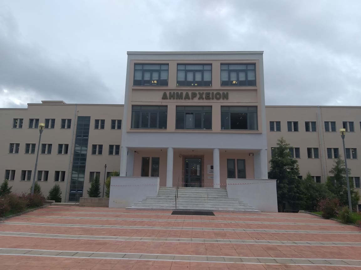 Και το Δημοτικό Συμβούλιο Καλαμάτας για τη Νέλλη Αδαμοπούλου