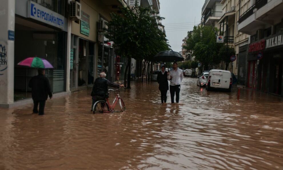 Συλλογή ειδών πρώτης ανάγκης για τους πληγέντες στην Καρδίτσα από τους Αεροπροσκόπους Καλαμάτας