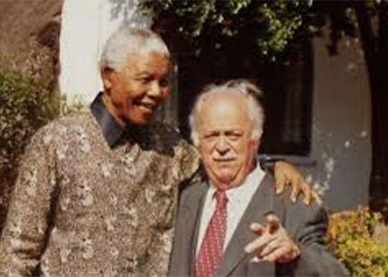 Πέθανε ο Μεσσήνιος δικηγόρος του Νέλσον Μαντέλα, Γιώργος Μπίζος