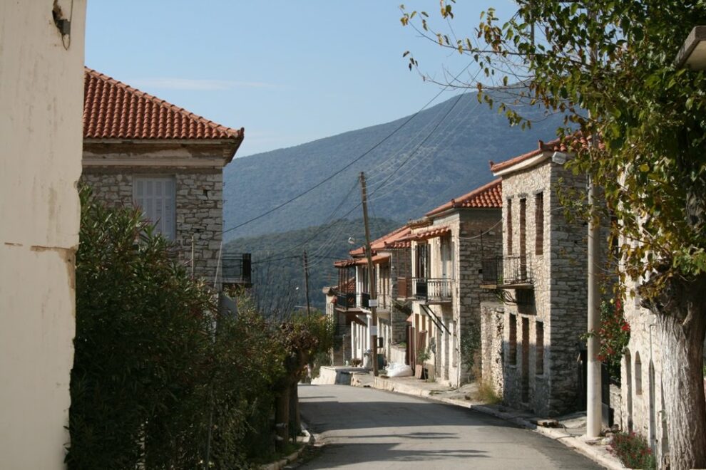 Ψάρι Μεσσηνίας: 50 χρόνια πίνουν νερό από αμιαντοτσιμεντοσωλήνες