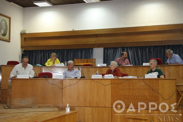 Προσκλητήριο… αποστασίας  κήρυξε η Δημοτική Αρχή