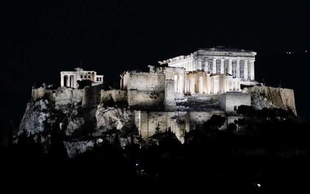 Άλλαξε ο φωτισμός στην Ακρόπολη (βίντεο)