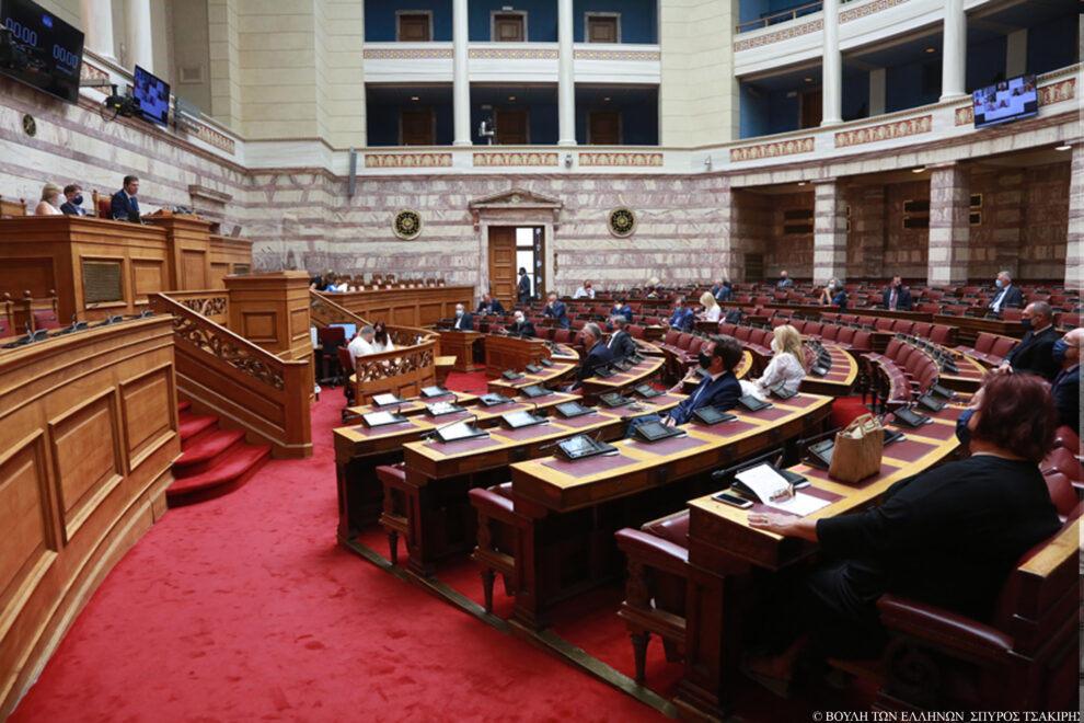 Κορωνοϊός: Κατέληξε ο Μεσσήνιος ιατρός της Βουλής Γιάννης Μητρόπουλος