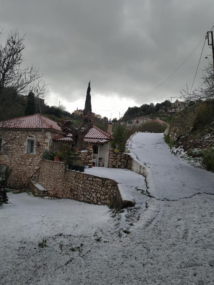 Τριφυλία: Χιονοχάλαζο χθες σε Ε.Ο. Καλού  Νερού – Τσακώνας και Κοινότητες