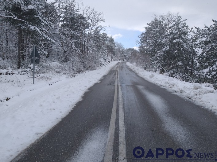 Με αντιολισθητικές αλυσίδες η κυκλοφορία στις Ε.Ο. Καλαμάτας – Τρίπολης και Καλαμάτας – Σπάρτης