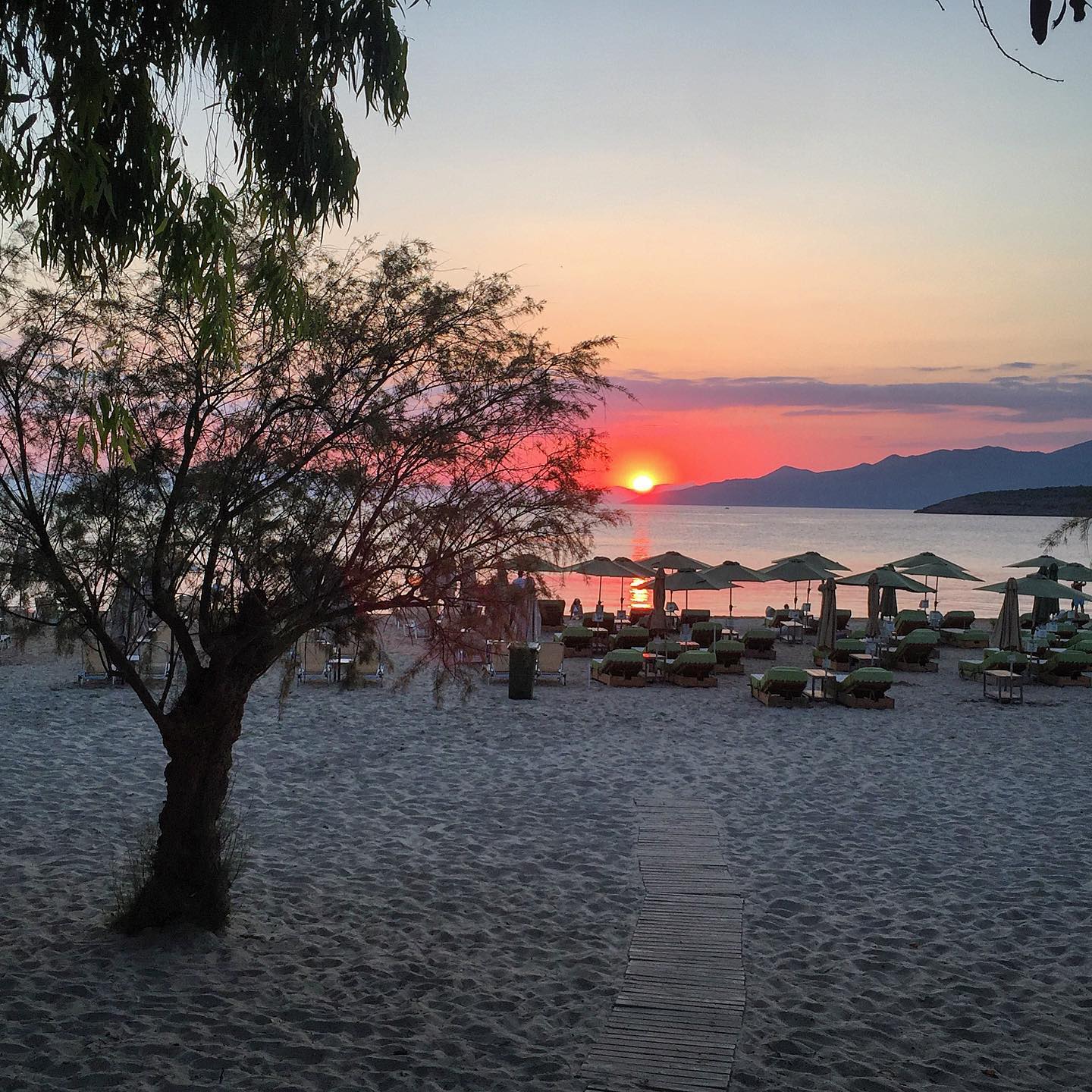 Καλοκαίρι όπως το περσινό βλέπουν στη Μεσσηνία  τουριστικοί πράκτορες και καταλύματα