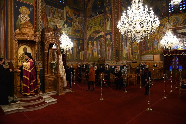 Πανηγυρικός Εσπερινός για την Παναγία Υπαπαντή στην Καλαμάτα