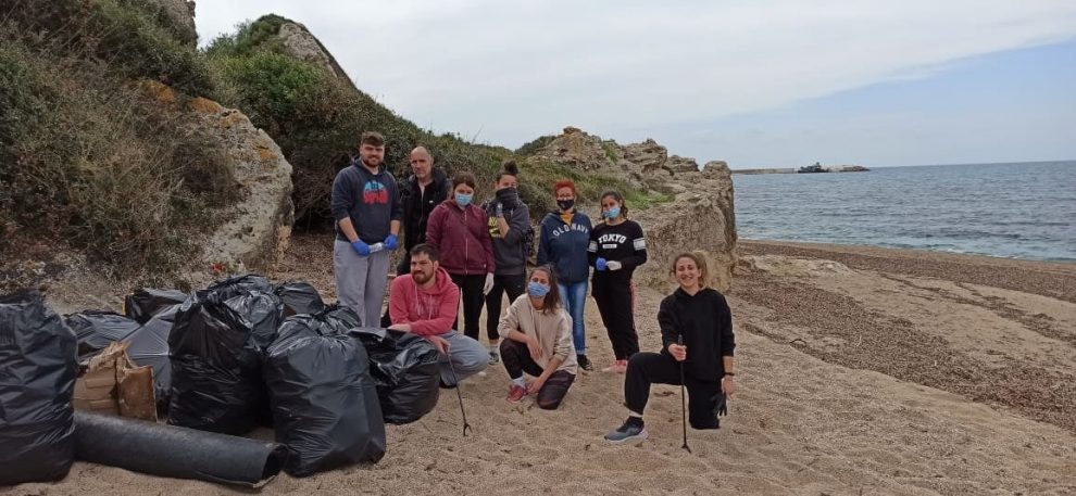 “Save Your Hood” στην Κυπαρισσία: 9 εθελοντές, 18 σακούλες, 2.175 lt σκουπιδιών