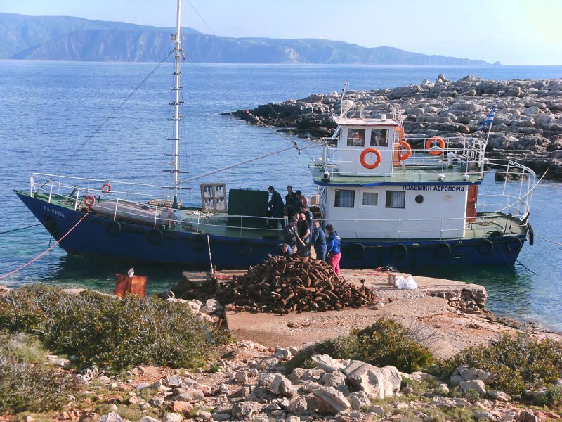 Εκπαιδευτικές βολές στη Σχίζα  από Απρίλιο έως Ιούνιο