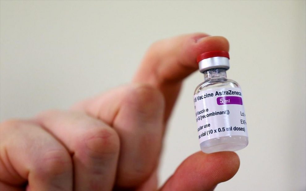 Συνεχίζονται οι εμβολιασμοί στην Ελλάδα με το AstraZeneca – Παγώνουν σε Ιταλία, Γερμανία, Γαλλία