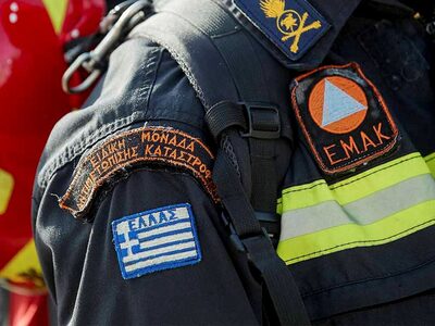 EMAK: Υποχρεωτικός ο εμβολιασμός σε όλους – Εκτός υπηρεσίας οι αρνητές