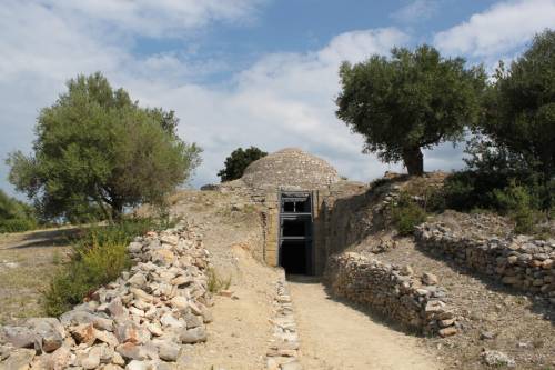 Θολωτοί τάφοι Νέστορος, ανάδειξη Περιστεριάς, Κάστρα Κορώνης- Μεθώνης