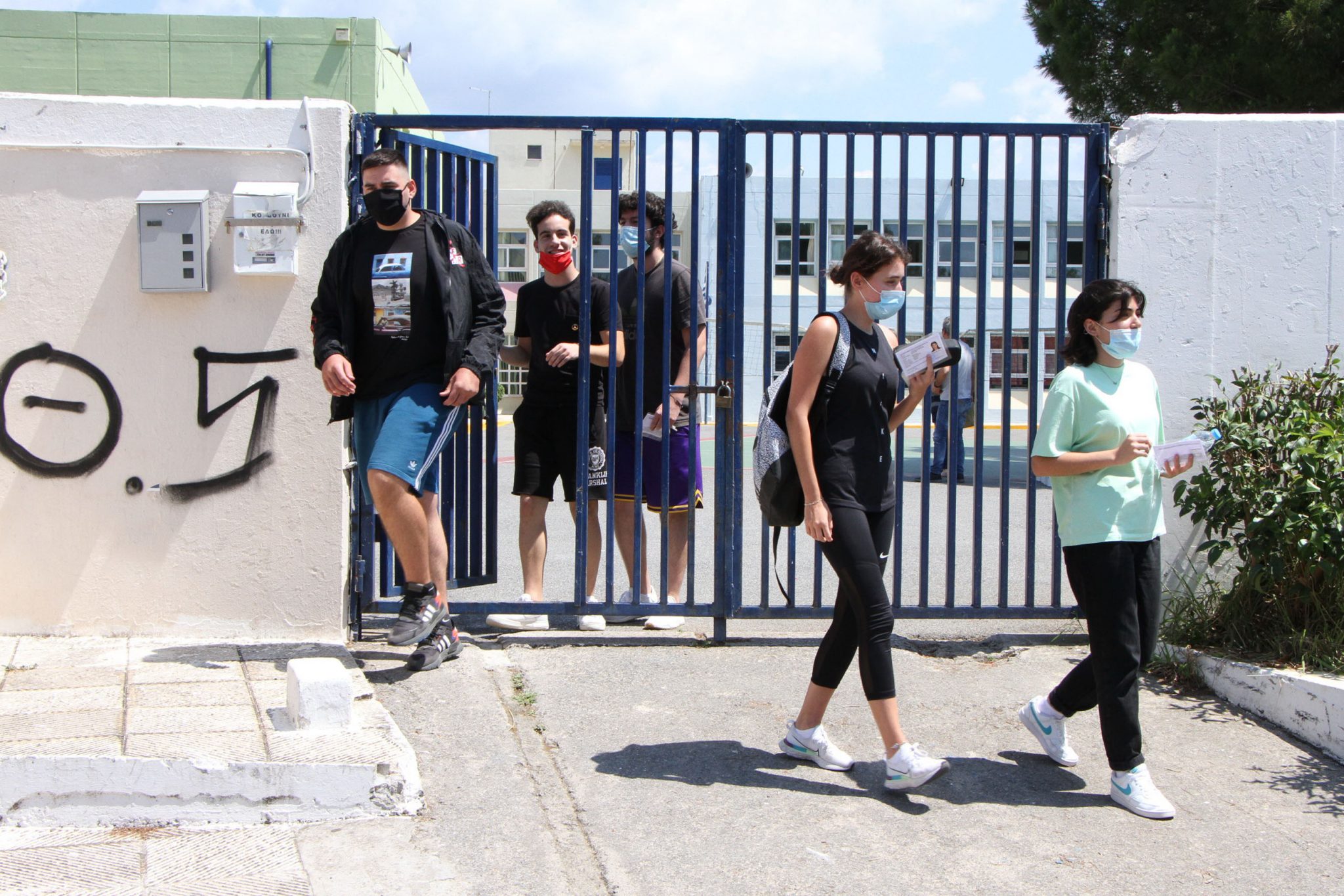 Κοινωνιολογια Θεματα 2021 / Τα θέματα σε Χημεία, Κοινωνιολογία, ΑΕΠΠ - ΦΡΟΝΤΙΣΤΗΡΙΟ Μ ... / «τα θέματα ήταν αναμενόμενα και οι εκφωνήσεις στοχευμένες, ώστε να βοηθήσουν το μαθητή να εντοπίσει την απάντηση», αναφέρει η καθηγήτρια κοινωνιολογίας αναστασία σταματίου.