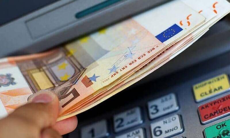 Σε ισχύ από σήμερα ο νέος κατώτατος μισθός των 780 ευρώ