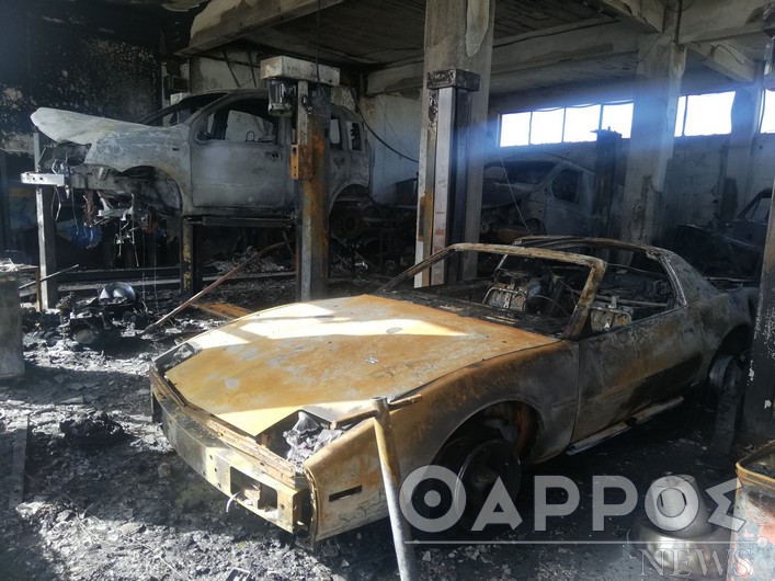 Πυρκαγιά κατέστρεψε ολοσχερώς συνεργείο αυτοκινήτων στην Καλαμάτα