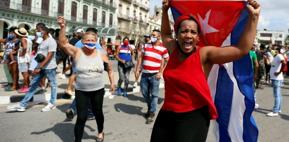 ΚΝΕ: Αλληλεγγύη στον κουβανικό λαό,  κάλεσμα σήμερα στο λιμάνι της Καλαμάτας