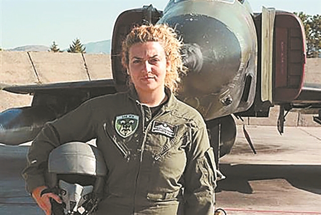 Γυναίκες πιλότοι που αναχαιτίζουν τουρκικά μαχητικά «σαρώνουν» το Αιγαίο