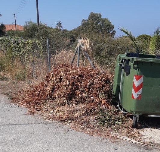 Κίνδυνος πυρκαγιών από ξερά χορτάρια  και κλαδιά (και) του Δήμου Τριφυλίας εντός οικισμών