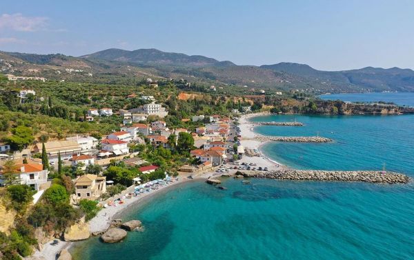 Τα εκατομμύρια του αποχετευτικού της Αβίας στο στόχαστρο της Λάουρα Κοβέσι