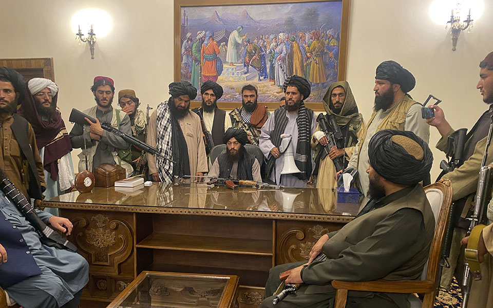 Στον έλεγχο των Ταλιμπάν το Αφγανιστάν δύο δεκαετίες μετά την ανατροπή τους