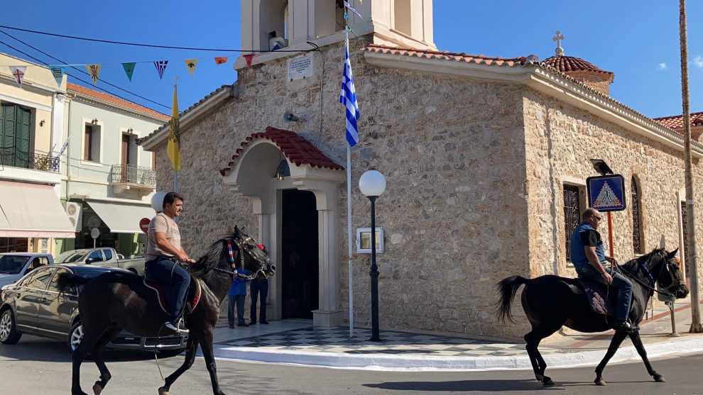 Οι Γαργαλιάνοι τίμησαν τον Πολιούχο τους Άγιο Διονύσιο τον Αρεοπαγίτη (φωτογραφίες)