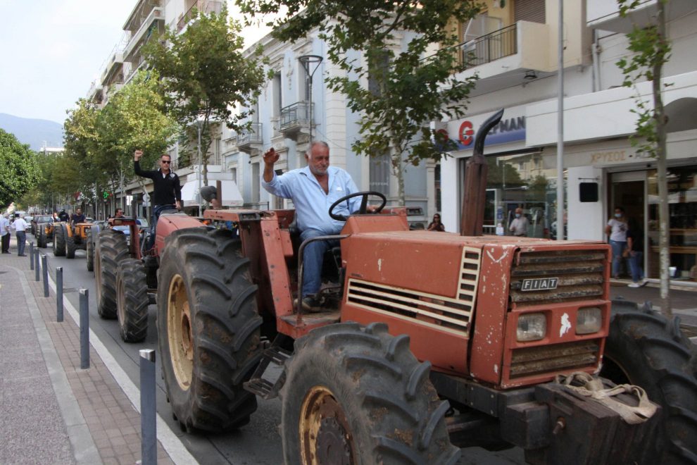 «Κατάληψη» στην Καλαμάτα  χθες από τους σταφιδοπαραγωγούς