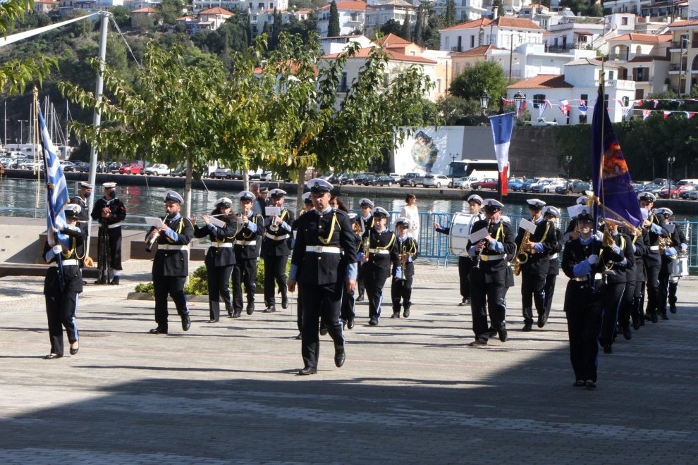 Η Πύλος τίμησε την 194η  επέτειο της Ναυμαχίας του Ναυαρίνου