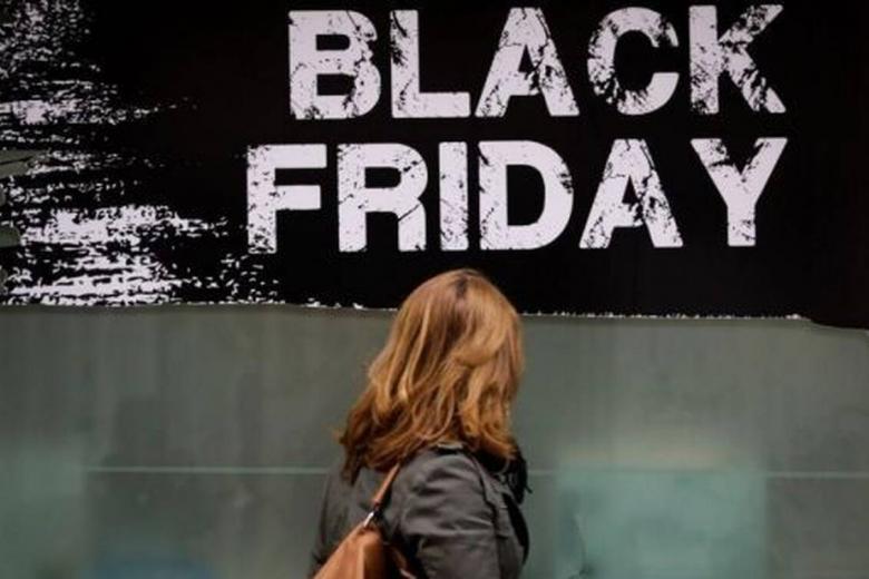 Καλαμάτα: Καταγγελία για συνεχόμενα 12ωρα εργασίας σε αλυσίδες καταστημάτων ενόψει Black Friday