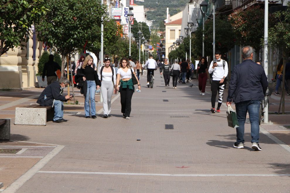 Μεσσηνία: Διχασμός περί του εμβολίου και των νέων μέτρων