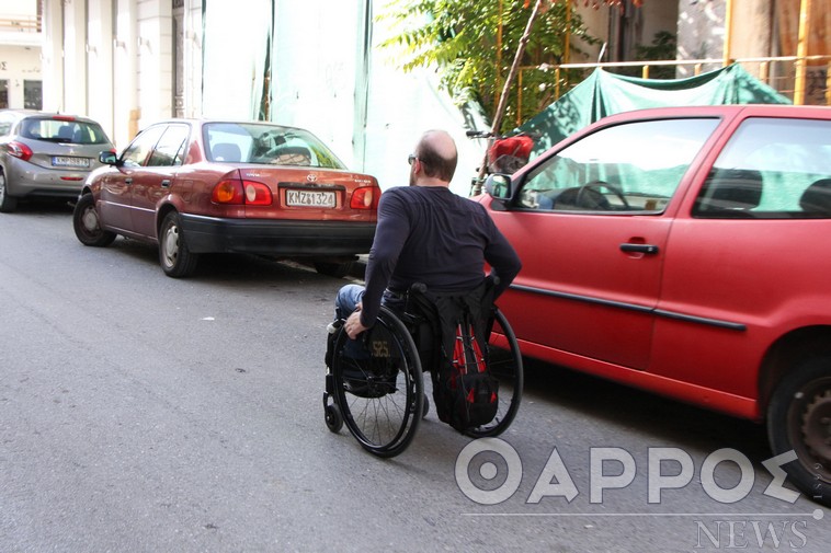 Προσβασιμότητα ΑμεΑ: Καθημερινή η μάχη για  τα αυτονόητα στην Καλαμάτα