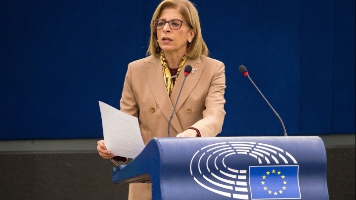 Στ. Κυριακίδου: Η Επιτροπή θα αναθεωρήσει τις συστάσεις για την ελεύθερη κυκλοφορία εντός ΕΕ